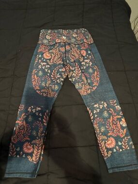 Yoga Democracy Floral Print Women's Yoga Leggings -